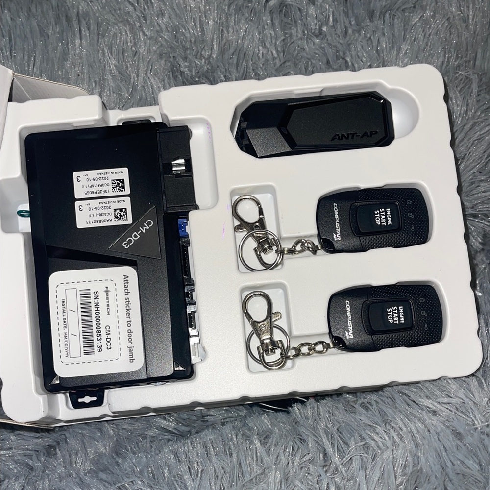 Compustar Remote Starter System - Picture 6 of 12
